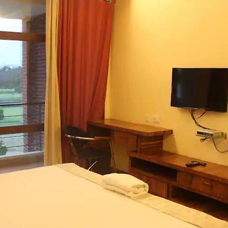 Mak Hotel Bangalore Luaran gambar